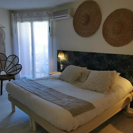 Hotel Tennis International 2*